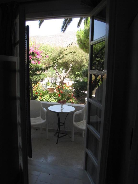 Eden Ios Rooms Mylopotas Extérieur photo